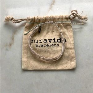 NWOT Pura Vida- Cream colored bracelet